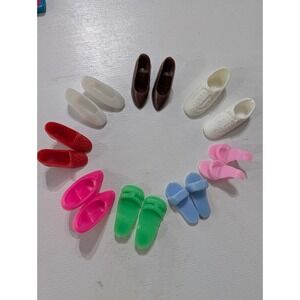 Vintage Barbie Doll Pilgrim Shoe Lot Assorted Colors 8‎ Pairs